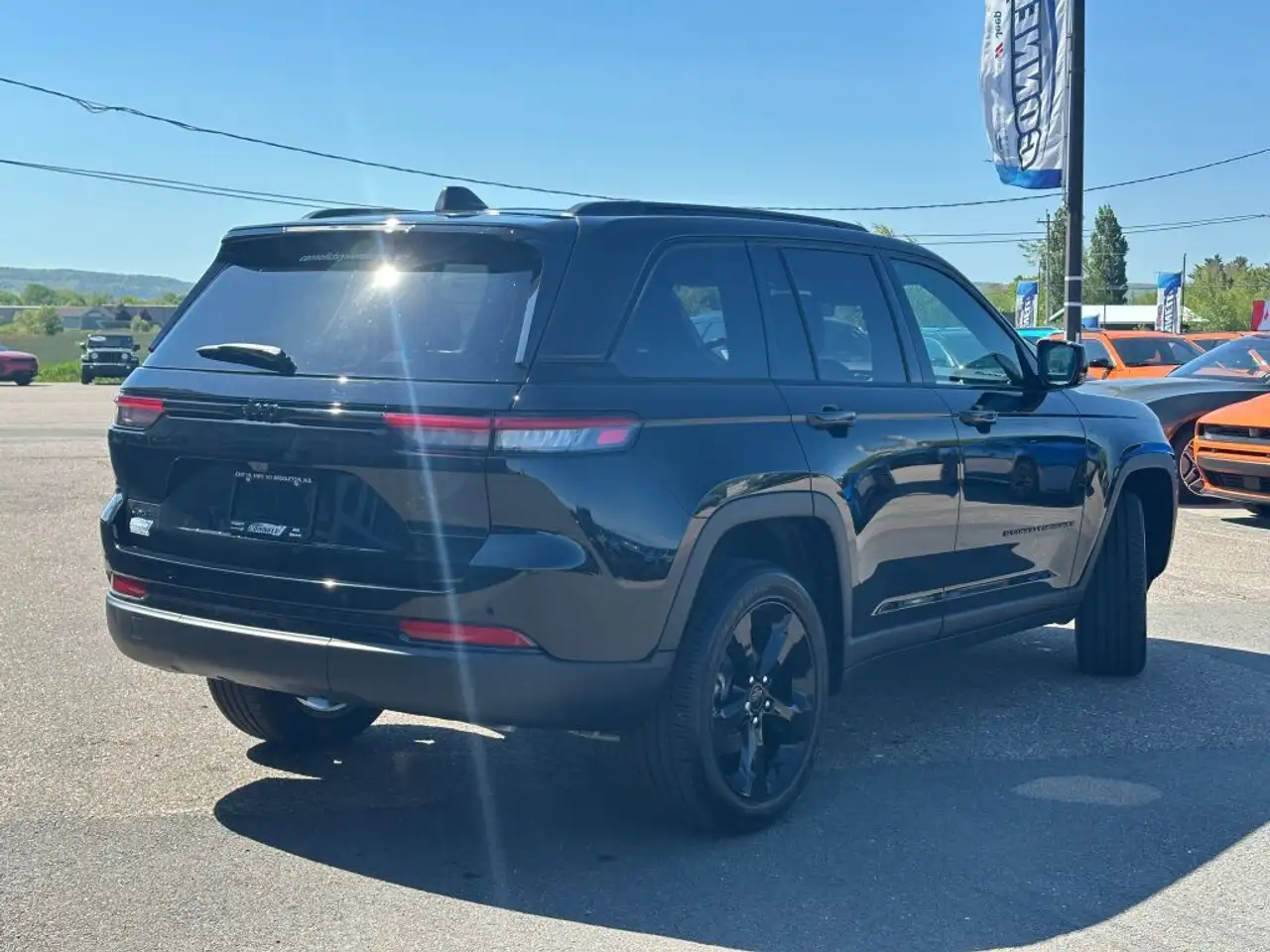 Jeep Grand Cherokee снимка Jeep Grand Cherokee