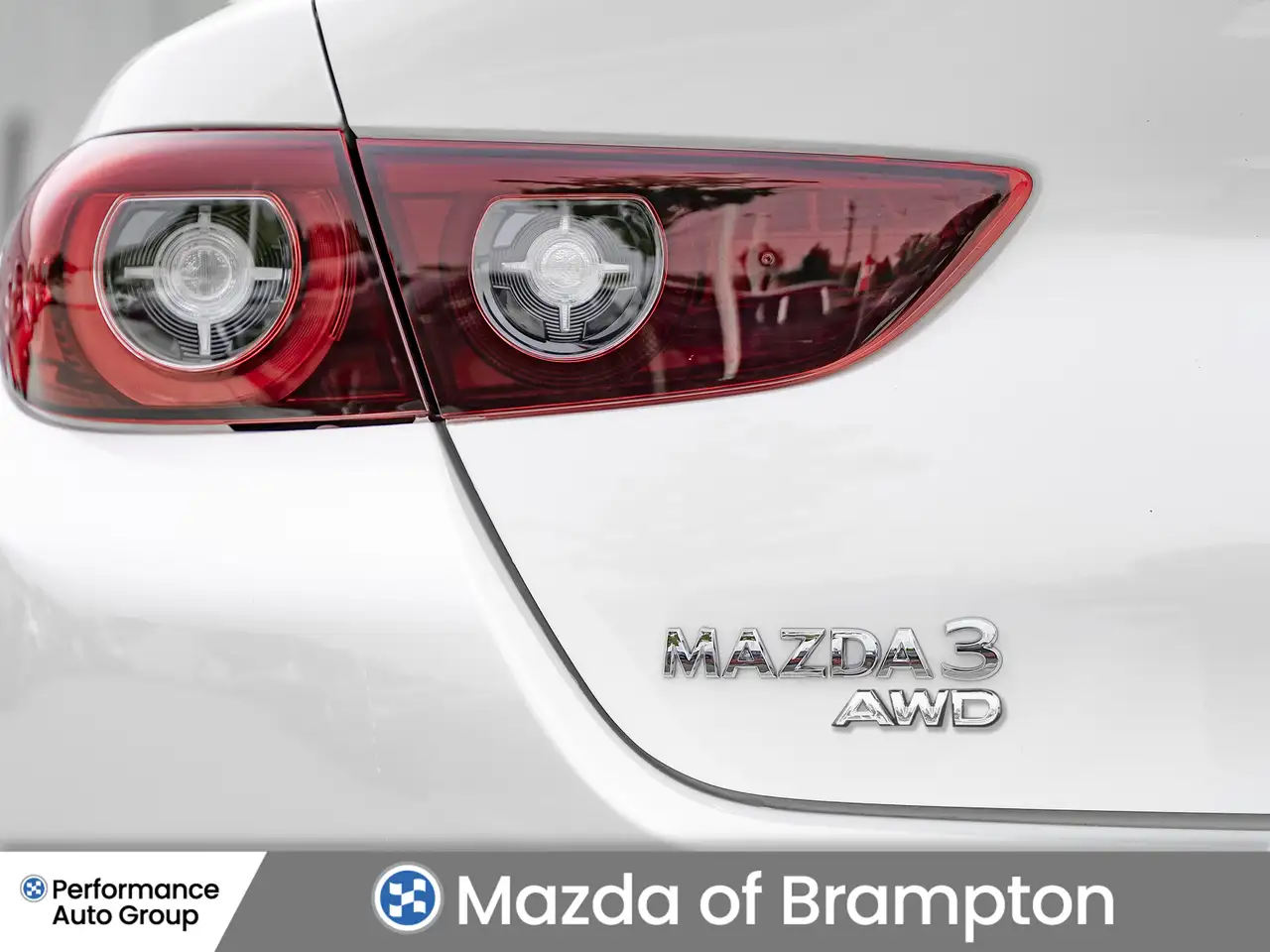 Mazda 3 снимка Mazda 3