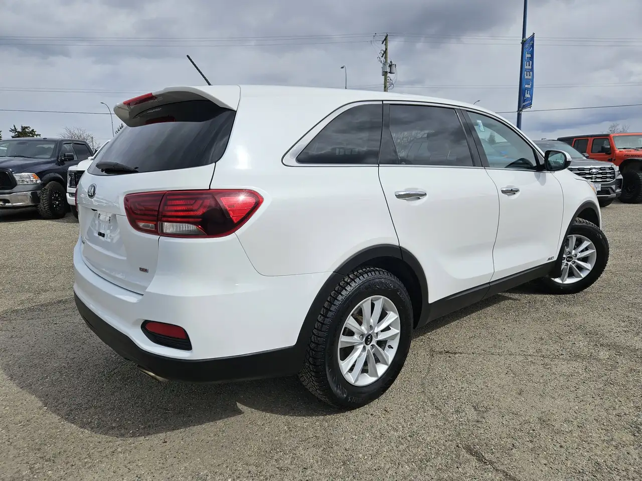 Kia Sorento photo Kia Sorento