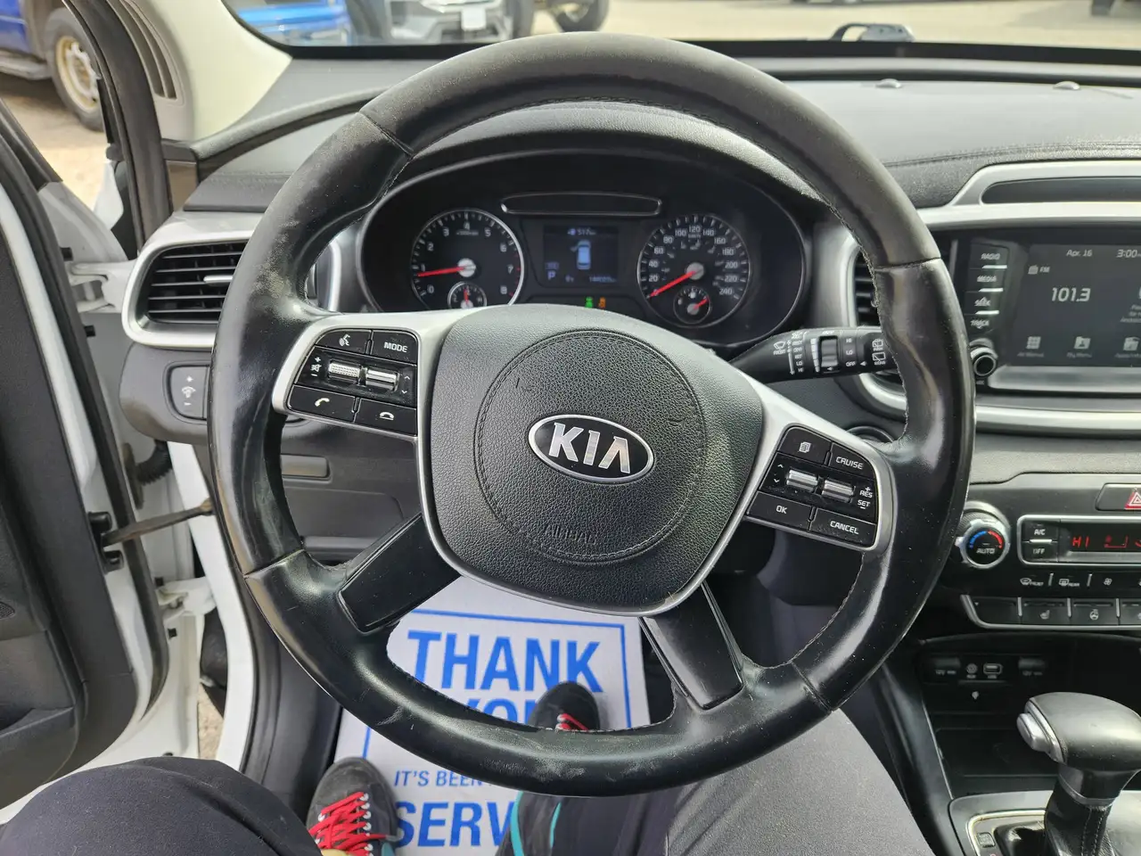 Kia Sorento photo Kia Sorento