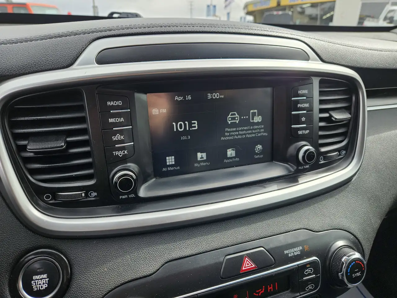 Kia Sorento photo Kia Sorento