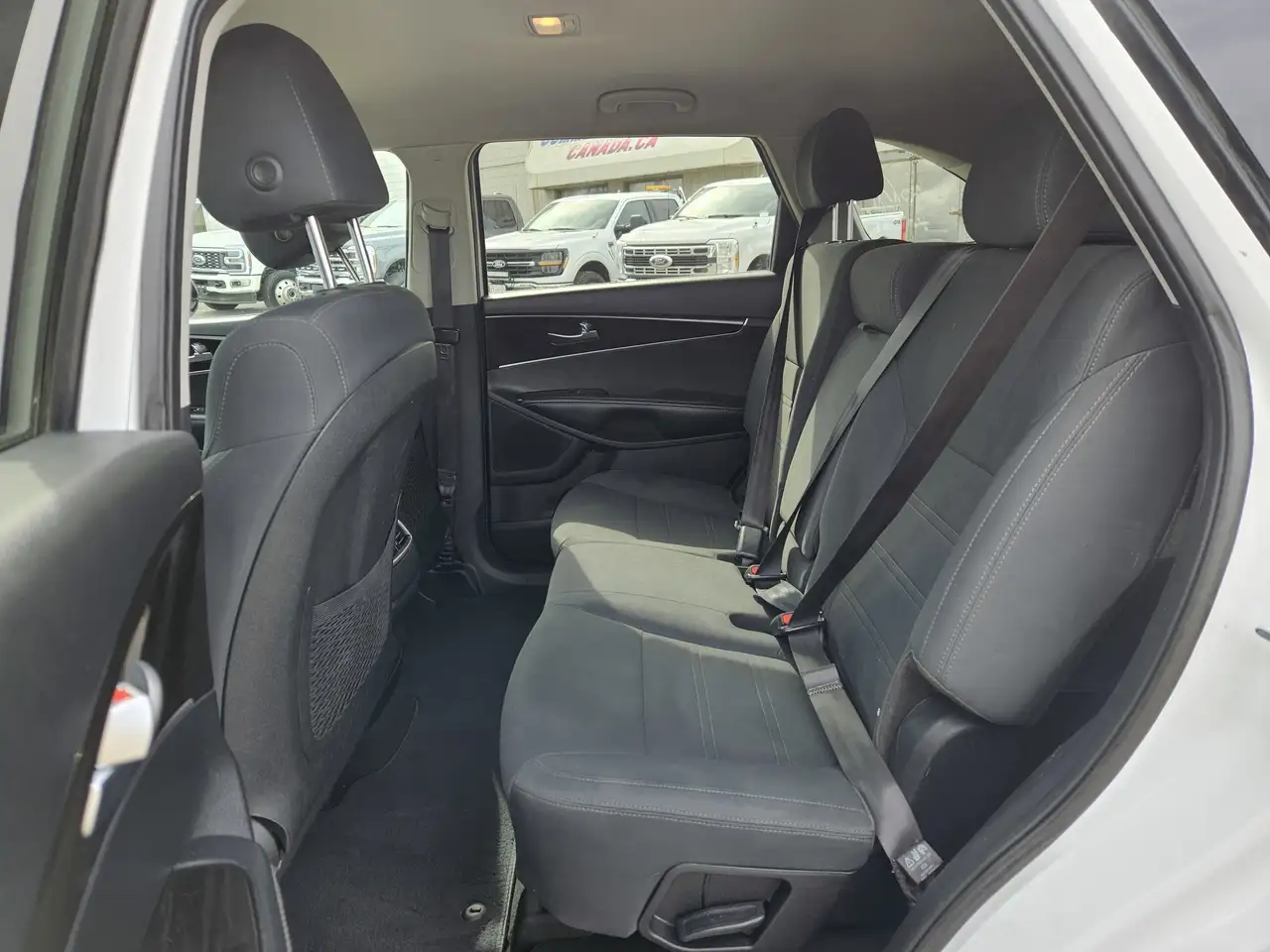 Kia Sorento photo Kia Sorento