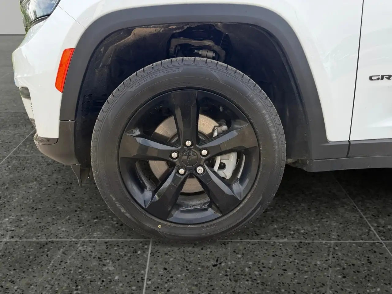 Jeep Grand Cherokee снимка Jeep Grand Cherokee