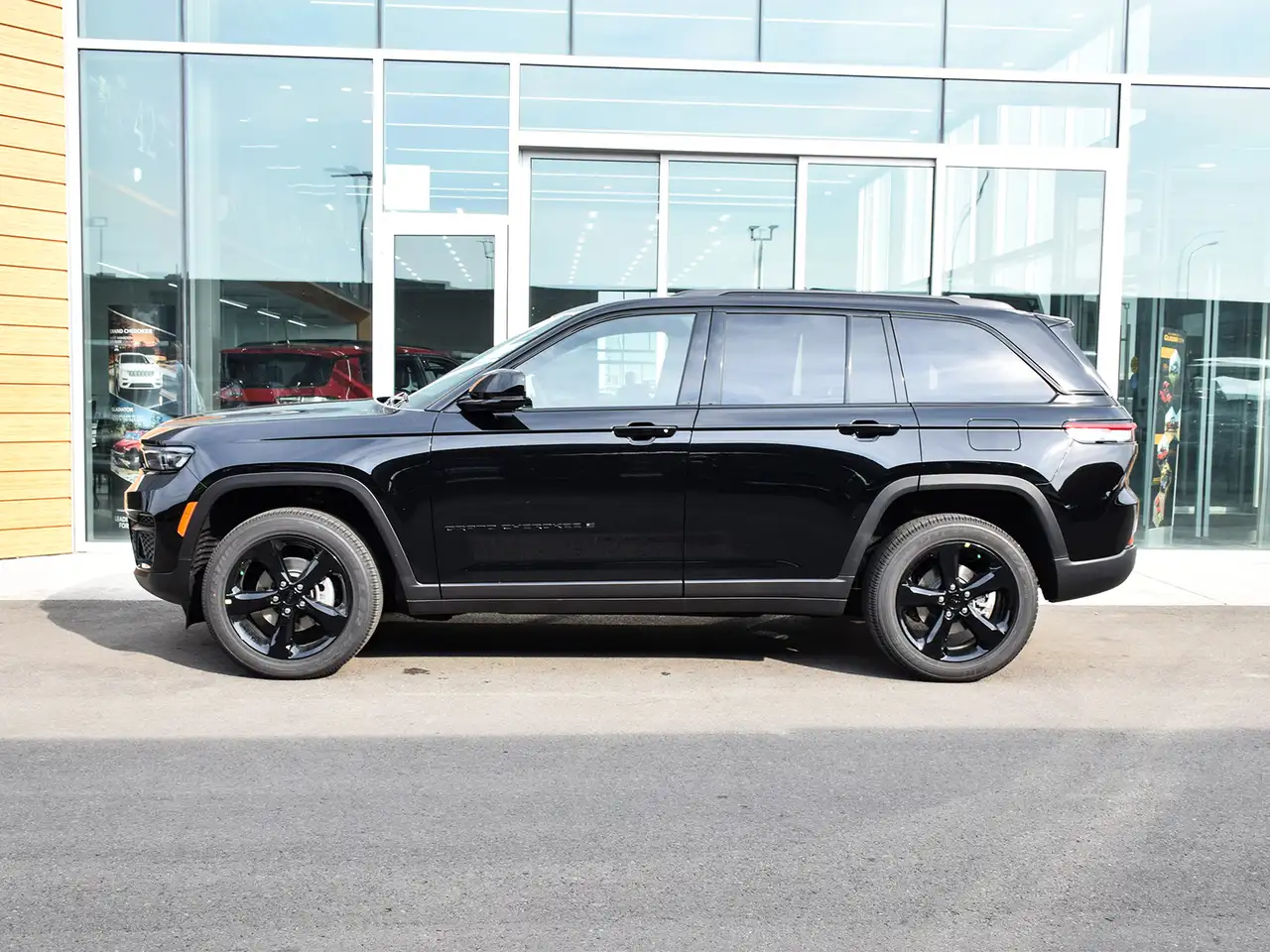 Jeep Grand Cherokee снимка Jeep Grand Cherokee