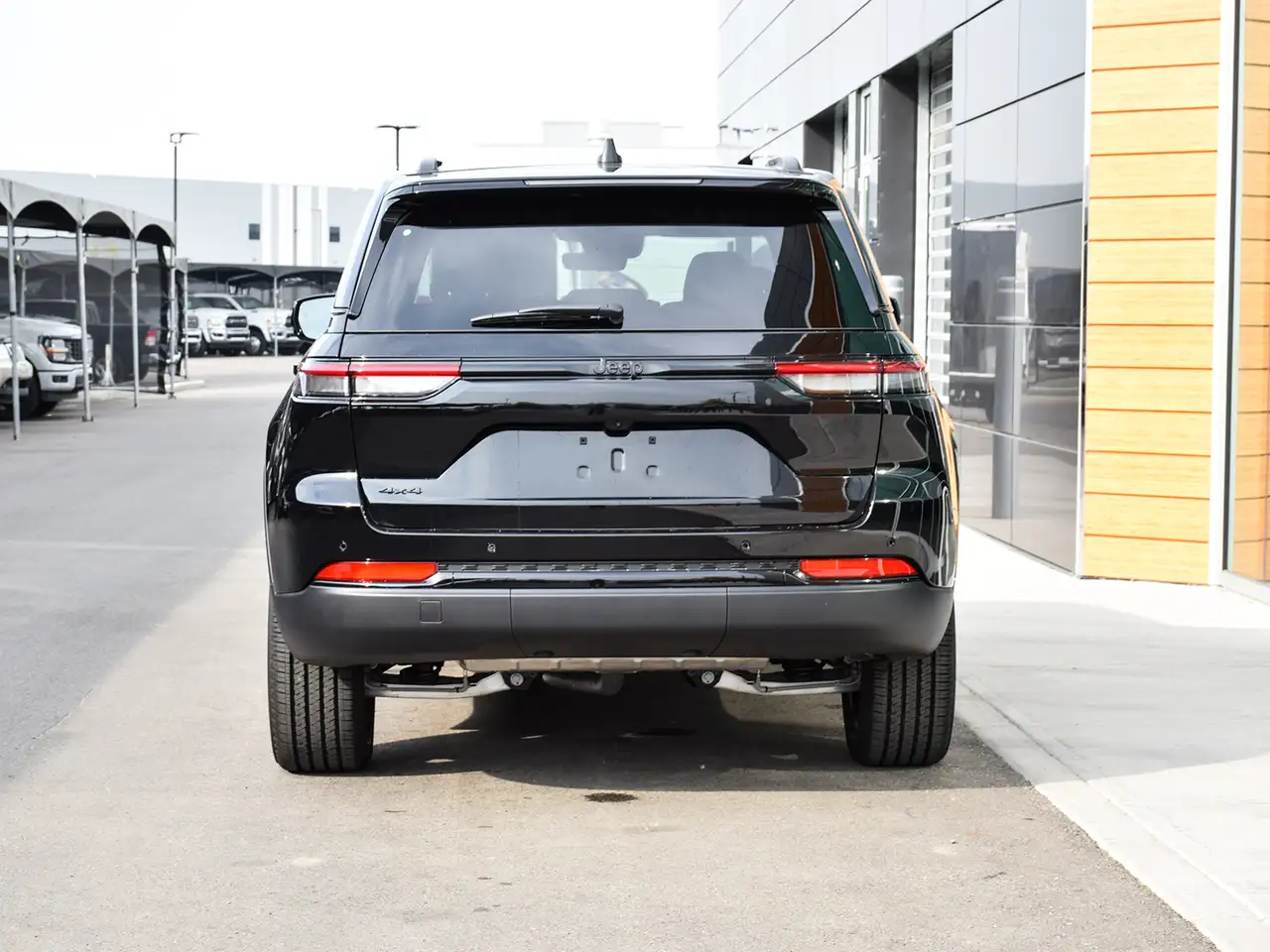 Jeep Grand Cherokee снимка Jeep Grand Cherokee