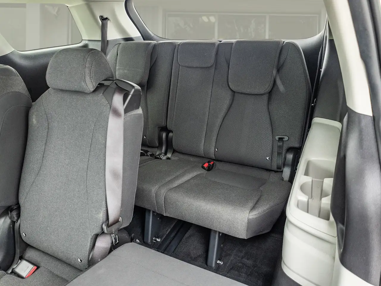 Kia Carnival снимка Kia Carnival