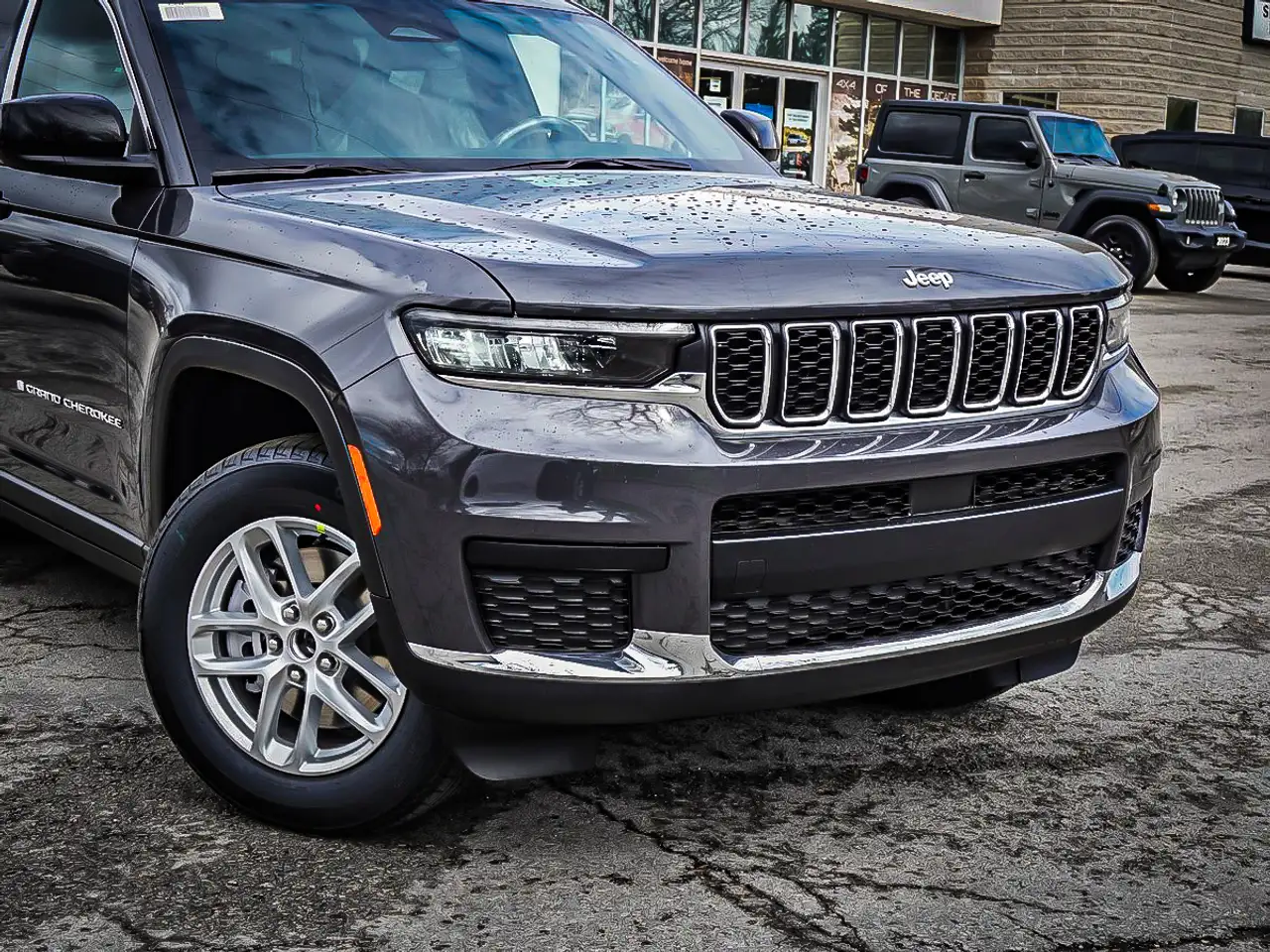 Jeep Grand Cherokee снимка Jeep Grand Cherokee