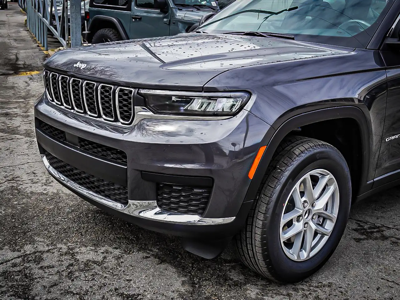 Jeep Grand Cherokee снимка Jeep Grand Cherokee
