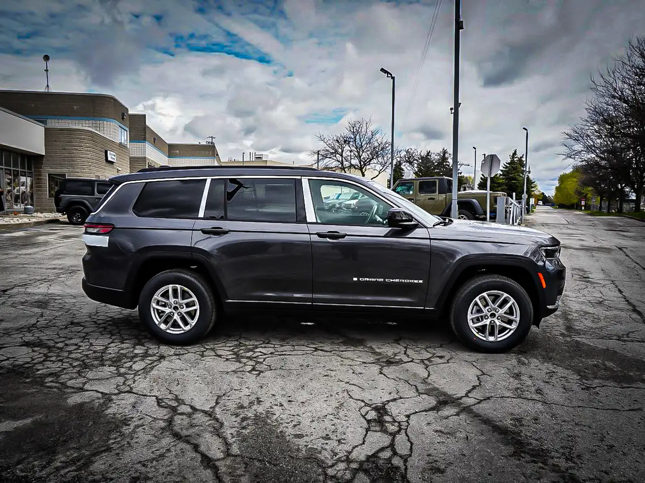 Jeep Grand Cherokee снимка Jeep Grand Cherokee