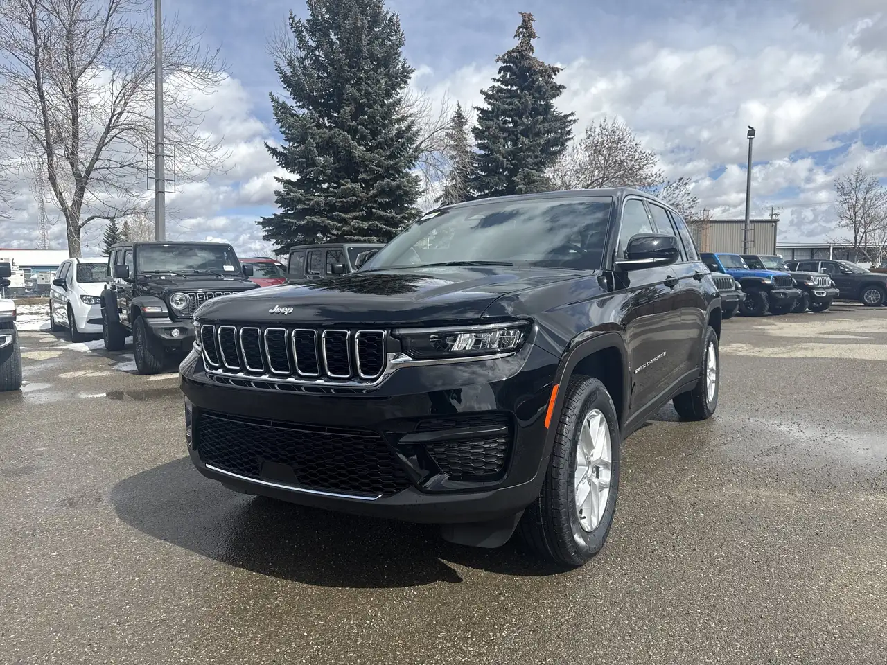 Jeep Grand Cherokee photo Jeep Grand Cherokee