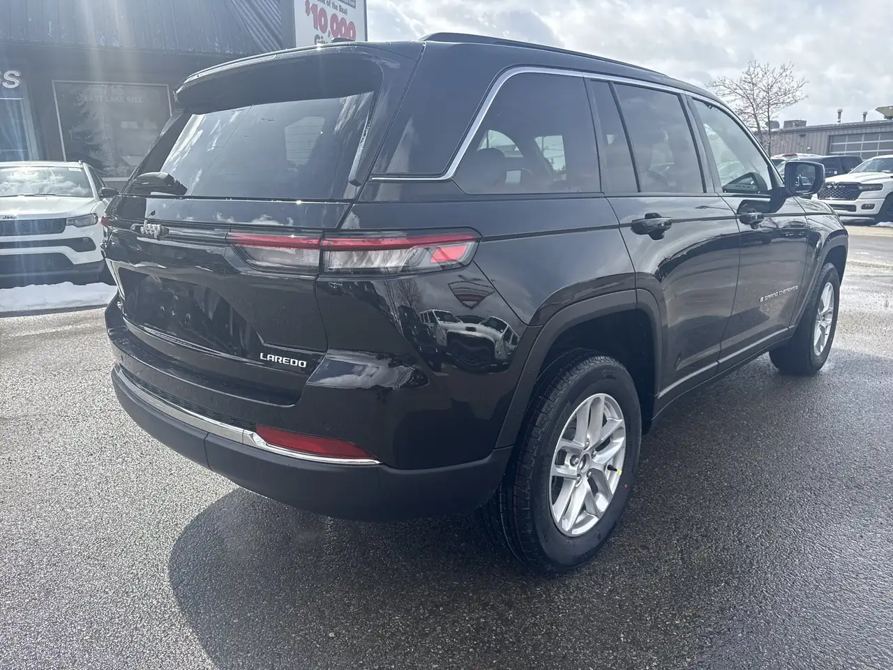 Jeep Grand Cherokee photo Jeep Grand Cherokee