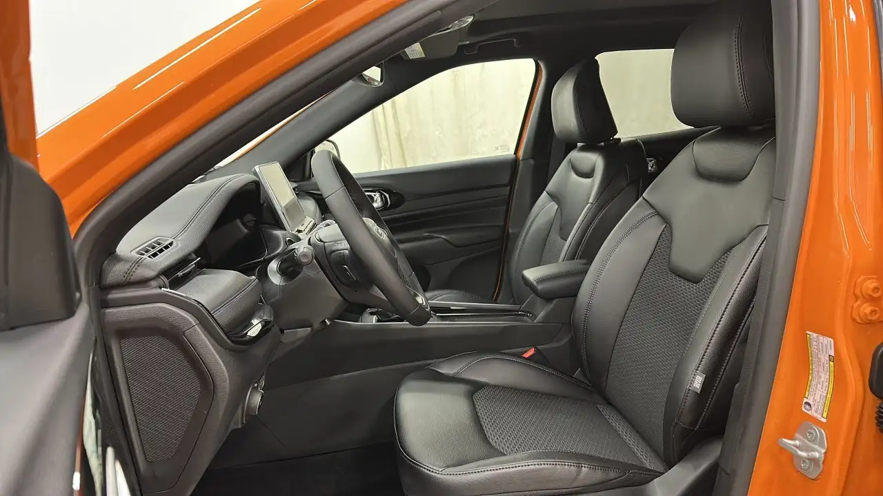 Jeep Compass photo Jeep Compass