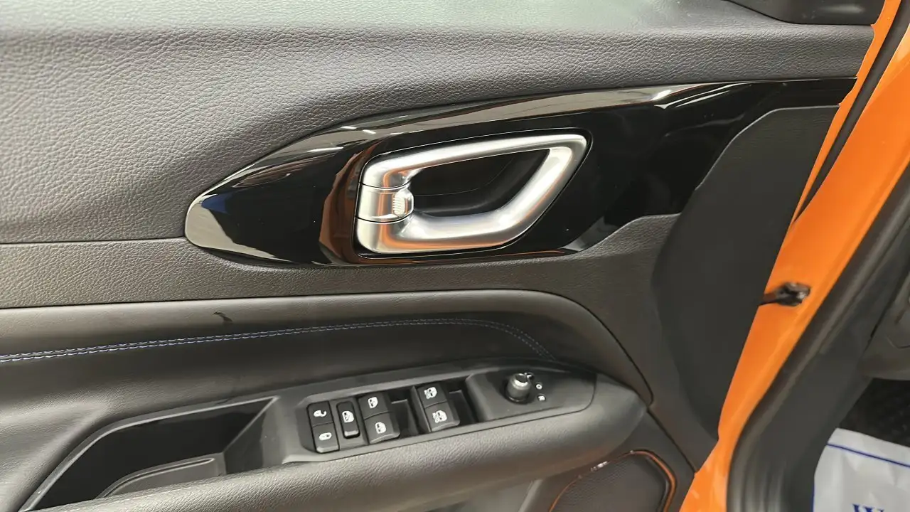 Jeep Compass photo Jeep Compass