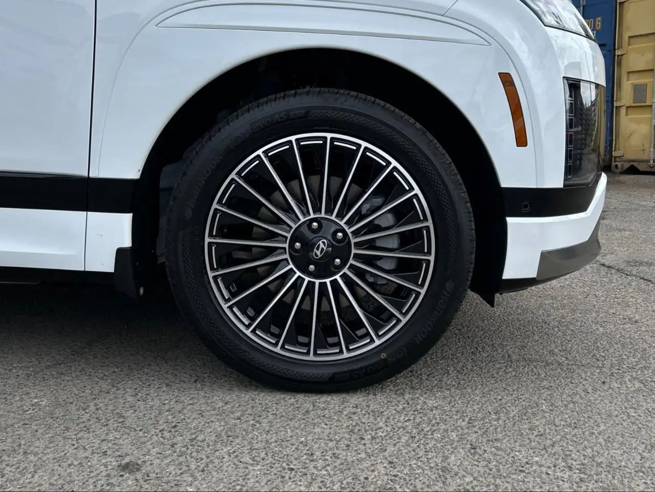 Hyundai IONIQ 9 снимка Hyundai IONIQ 9
