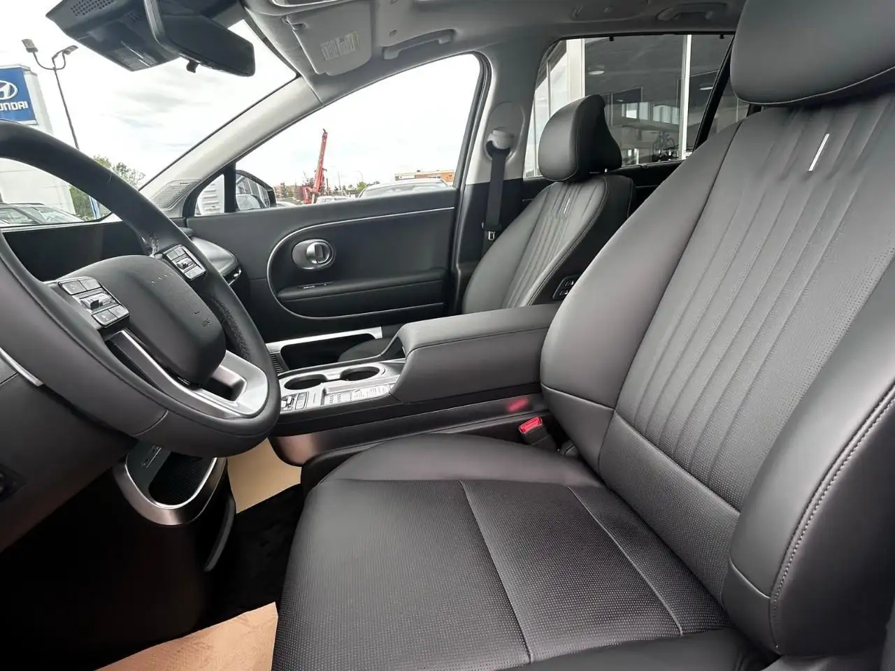 Hyundai IONIQ 9 снимка Hyundai IONIQ 9