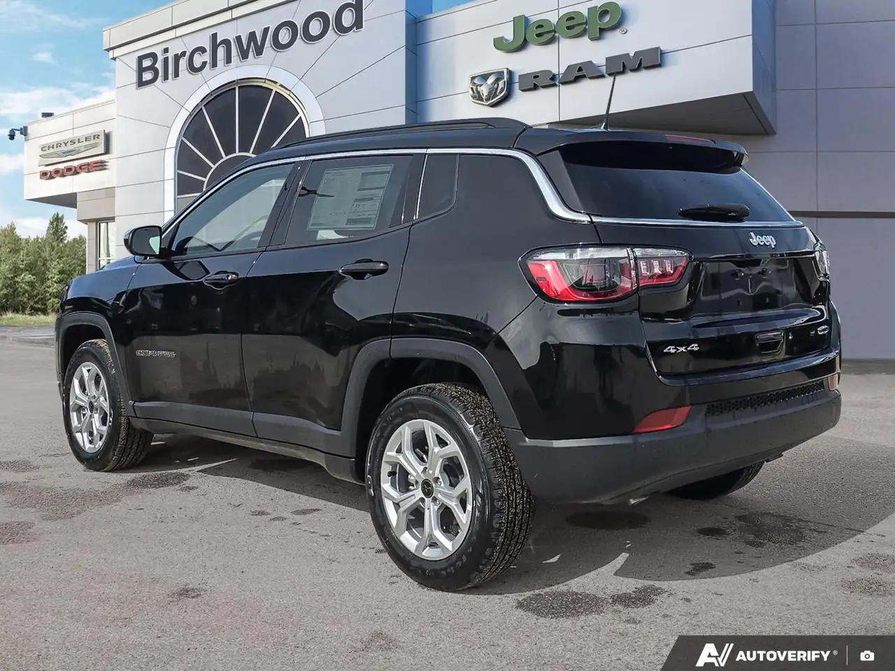 Jeep Compass снимка Jeep Compass