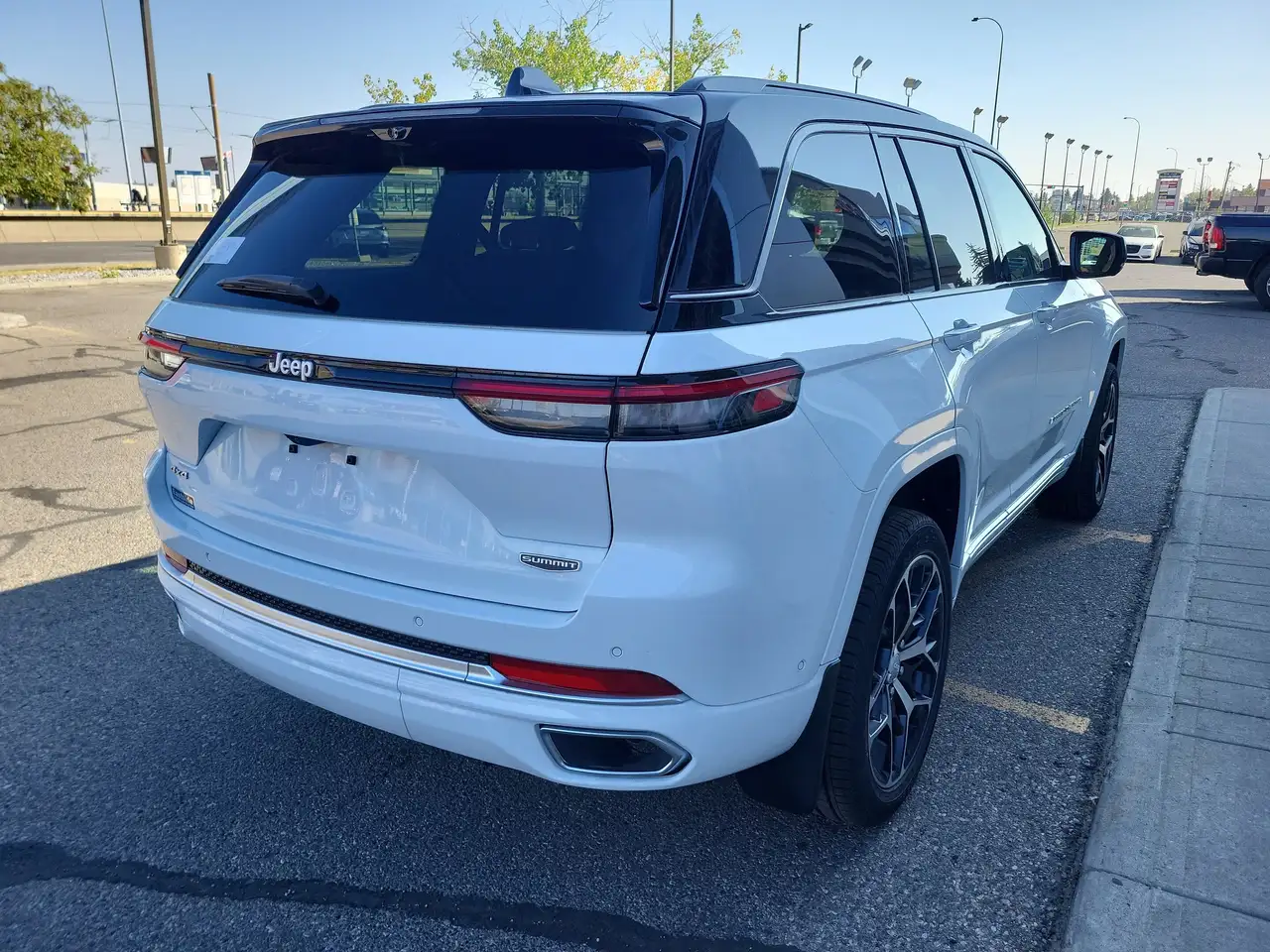 Jeep Grand Cherokee photo Jeep Grand Cherokee