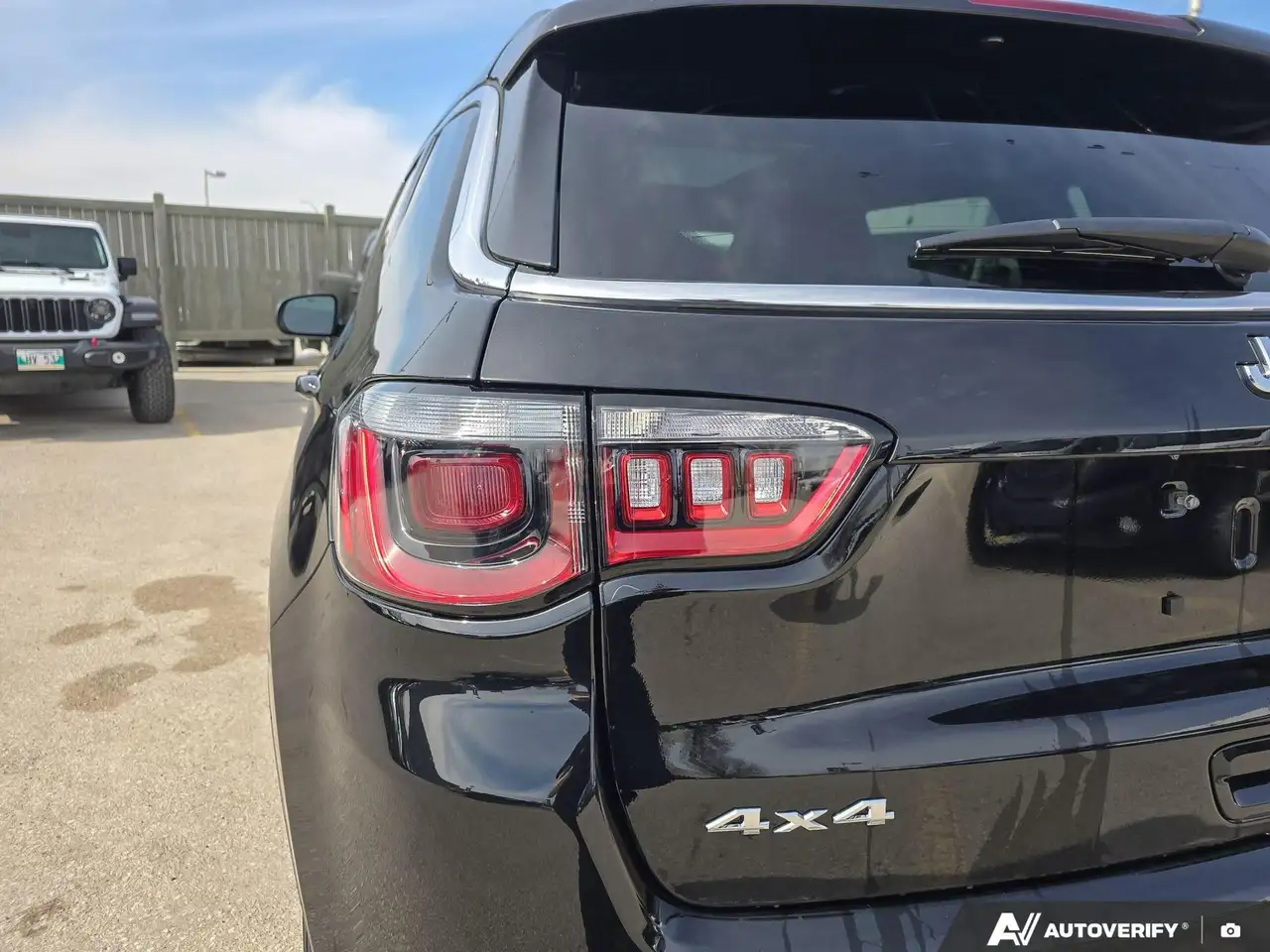 Jeep Compass снимка Jeep Compass