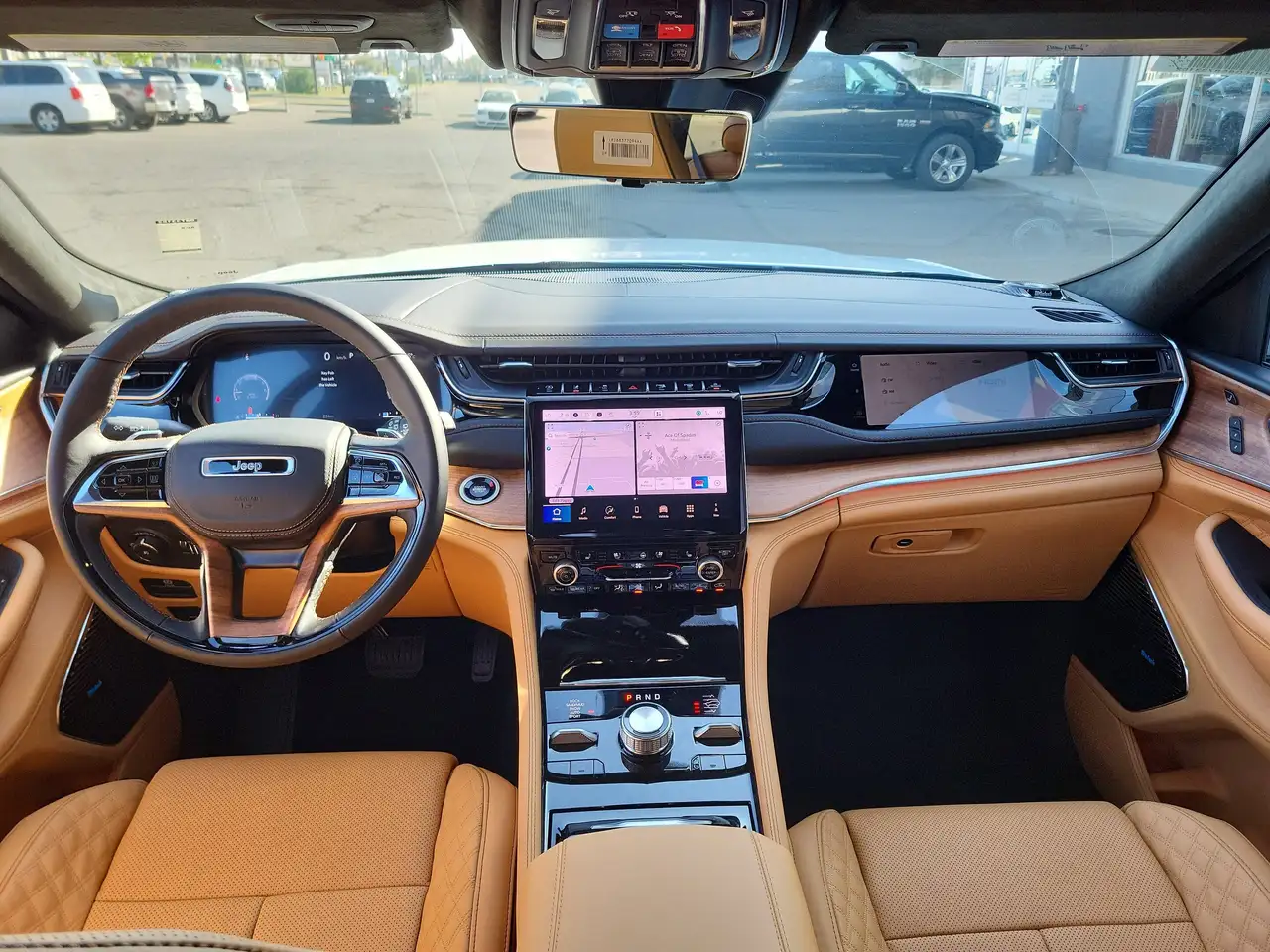 Jeep Grand Cherokee photo Jeep Grand Cherokee