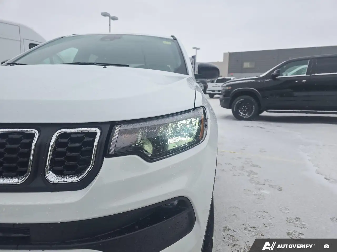 Jeep Compass photo Jeep Compass