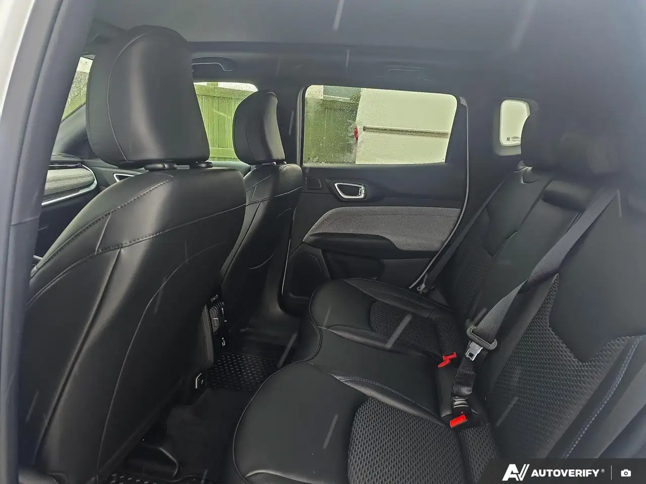 Jeep Compass photo Jeep Compass
