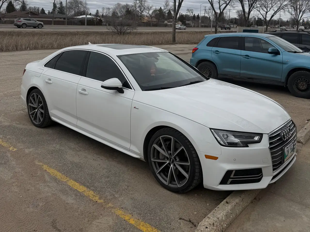 Audi A4 снимка Audi A4