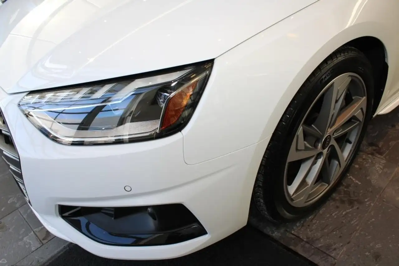 Audi A4 photo Audi A4