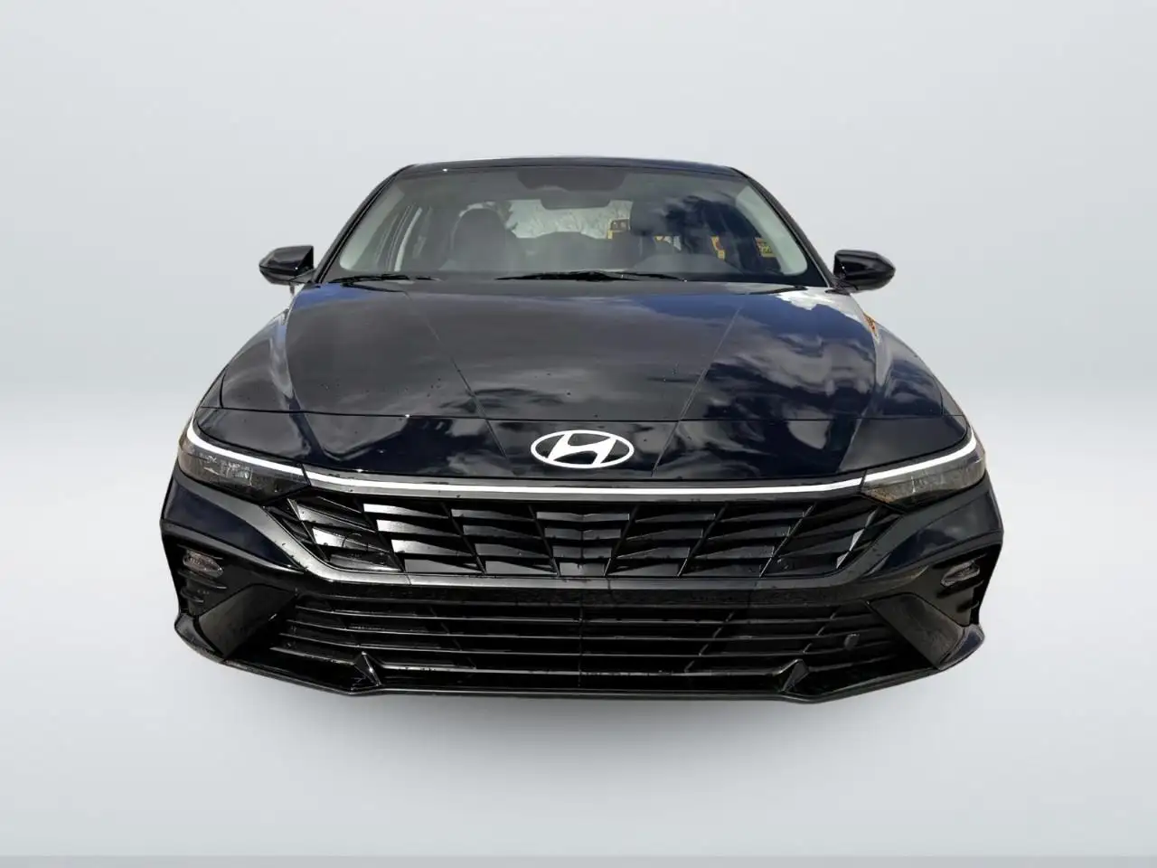 Hyundai ELANTRA снимка Hyundai ELANTRA