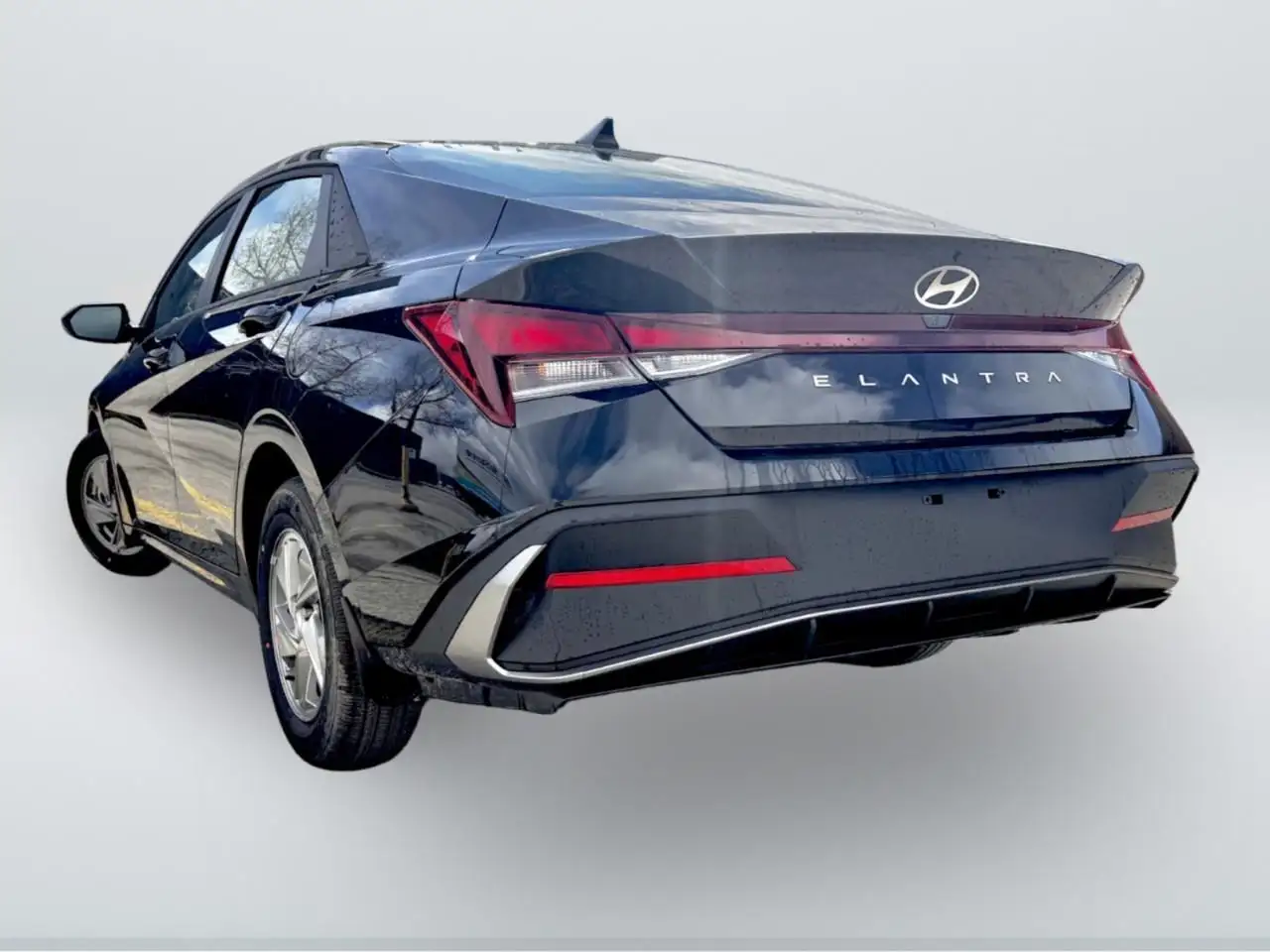 Hyundai ELANTRA снимка Hyundai ELANTRA