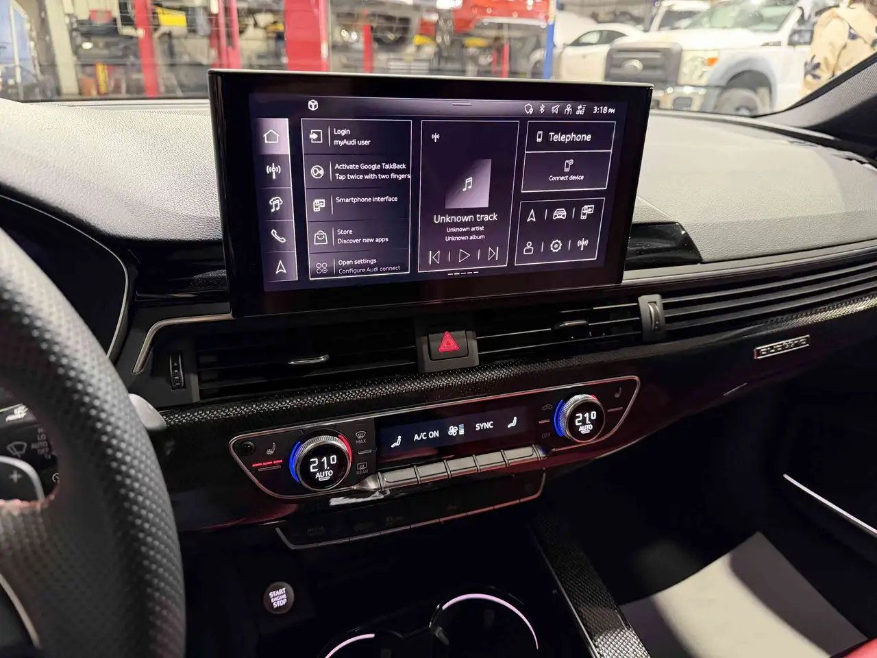 Audi S4 снимка Audi S4