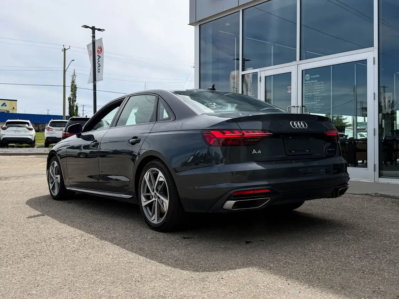 Audi A4 photo Audi A4