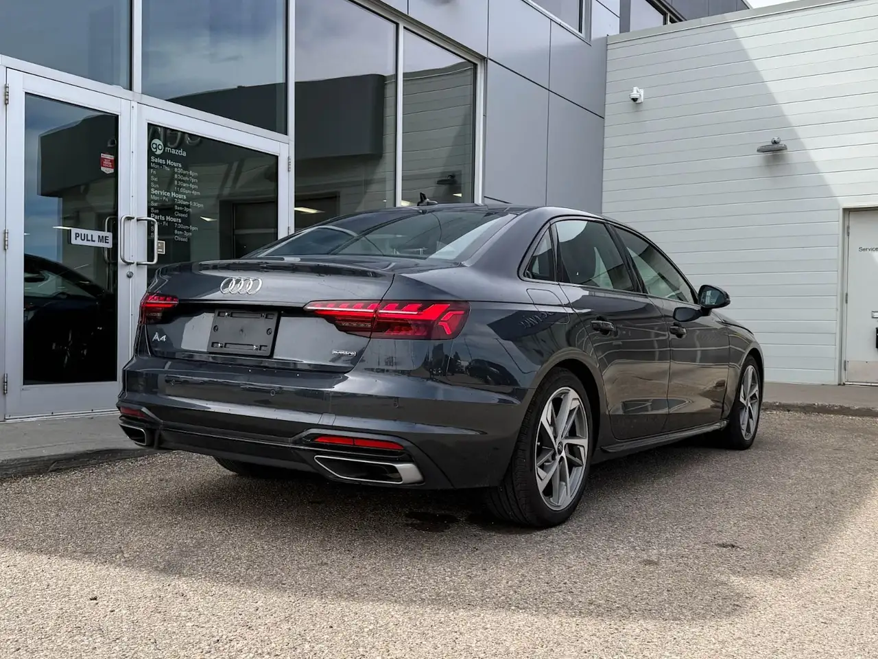 Audi A4 photo Audi A4