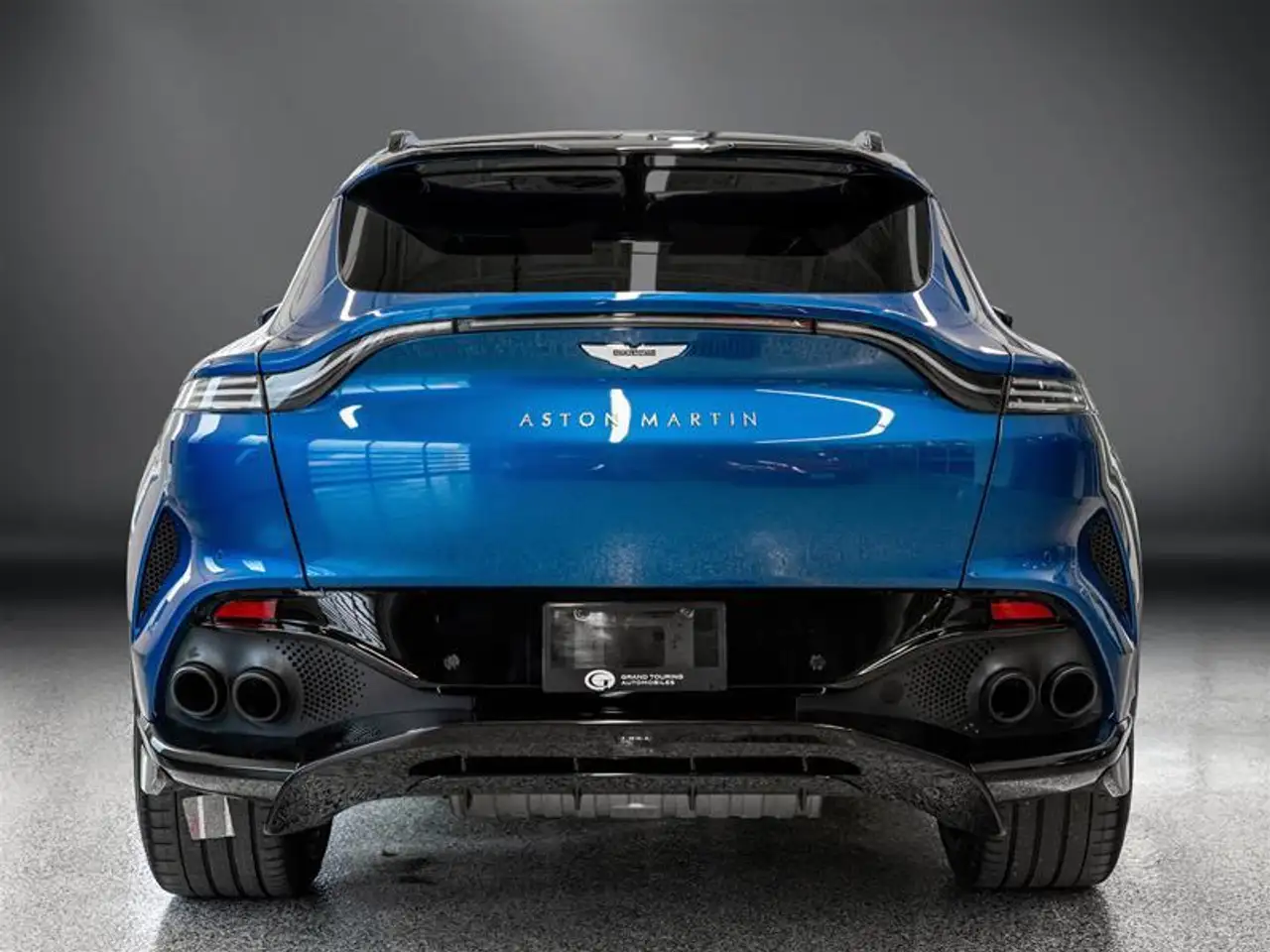 Aston Martin DBX photo Aston Martin DBX