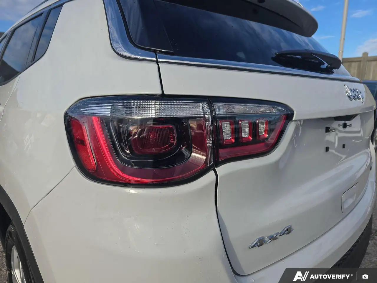 Jeep Compass снимка Jeep Compass