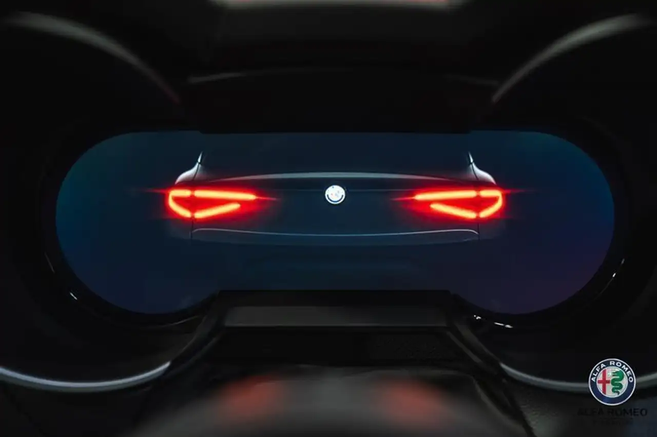 Alfa Romeo Stelvio photo Alfa Romeo Stelvio