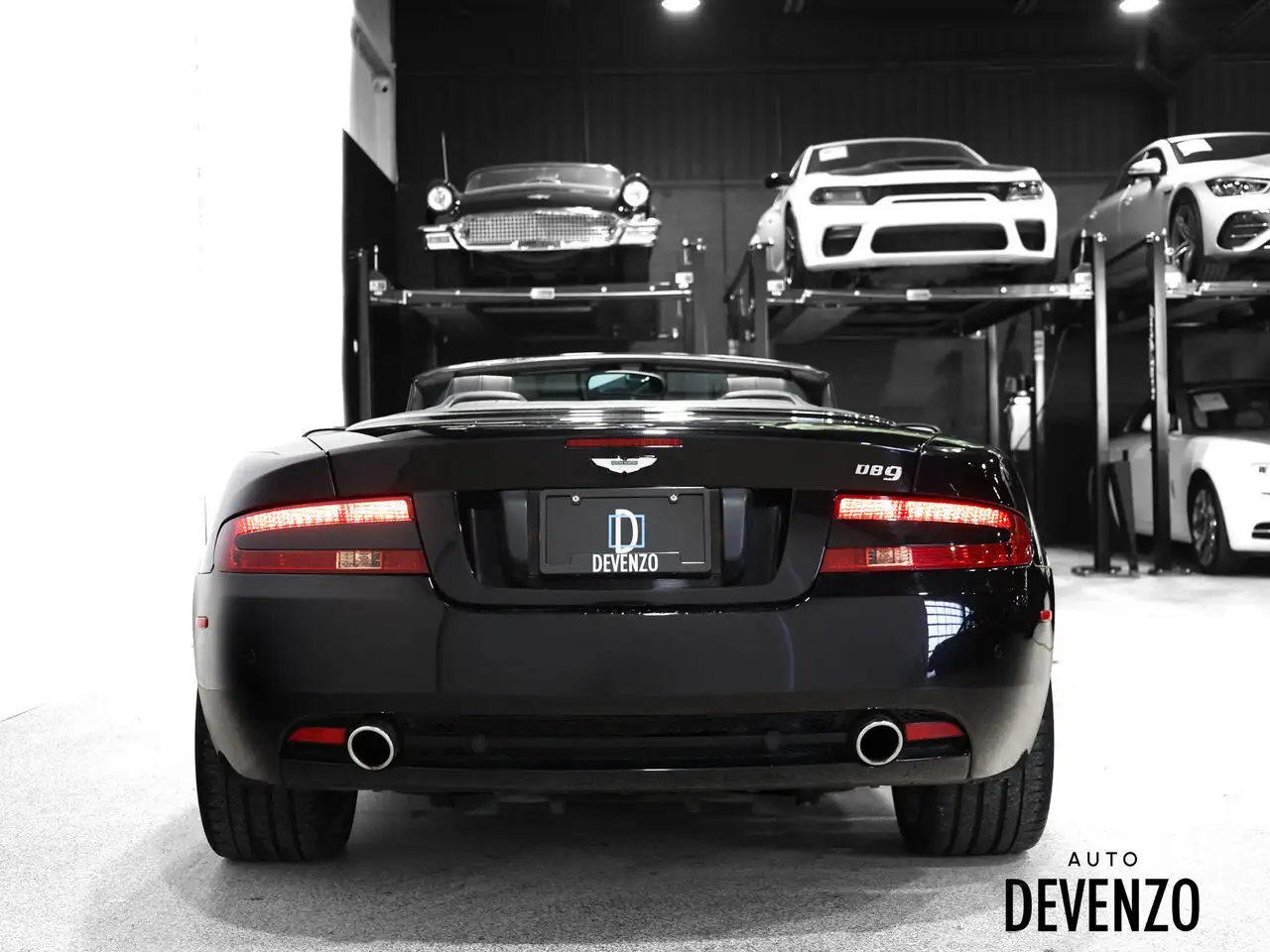 Aston Martin DB9 photo Aston Martin DB9