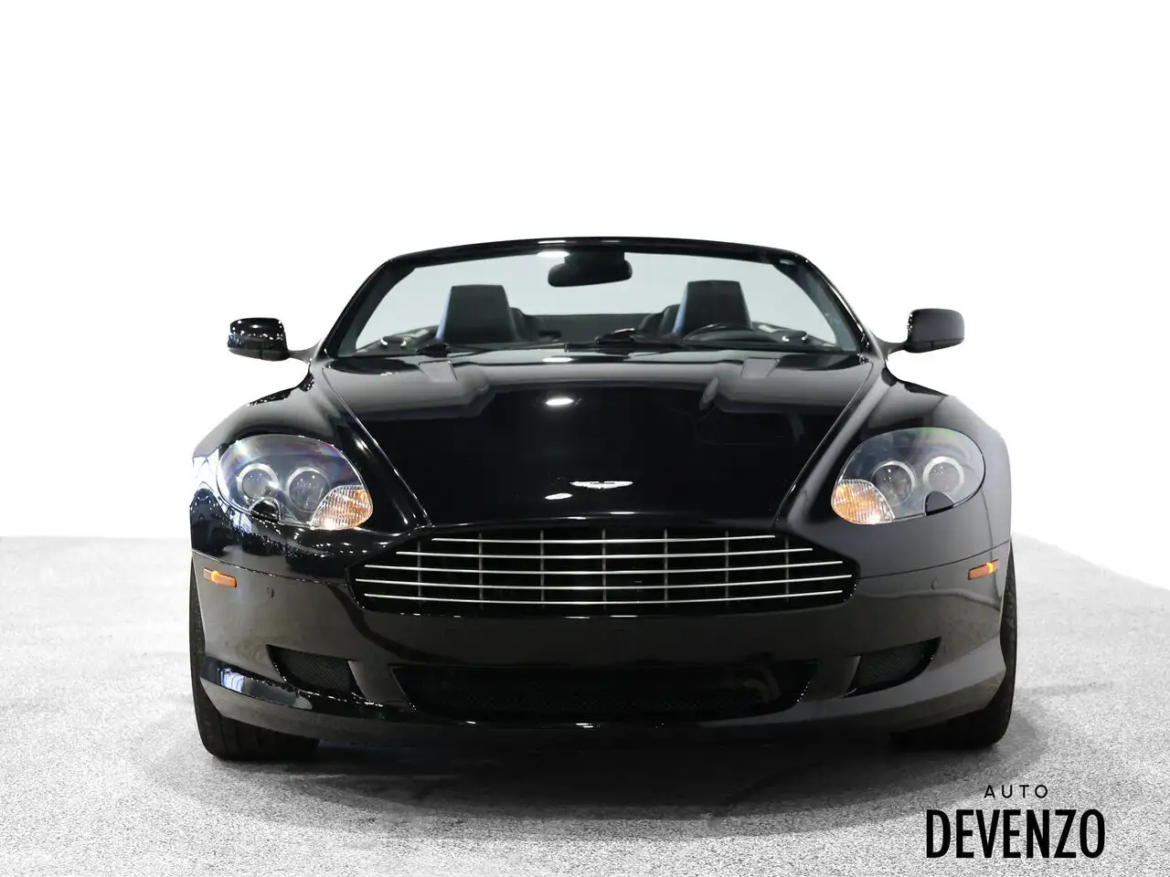 Aston Martin DB9 photo Aston Martin DB9