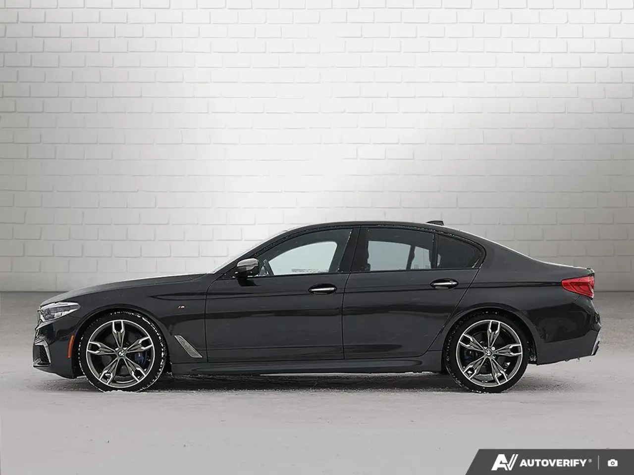 BMW 5 Series fotografie BMW 5 Series