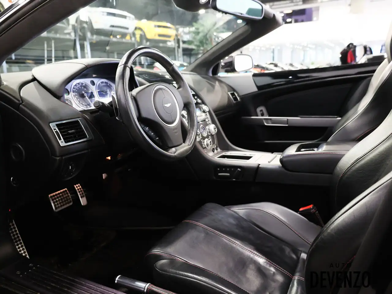 Aston Martin DB9 photo Aston Martin DB9