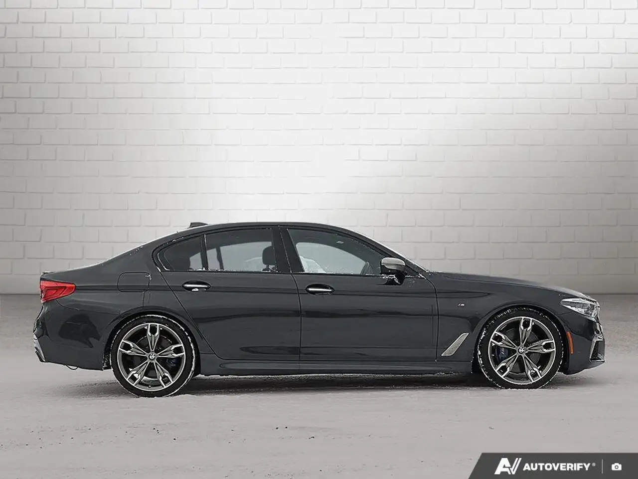 BMW 5 Series fotografie BMW 5 Series