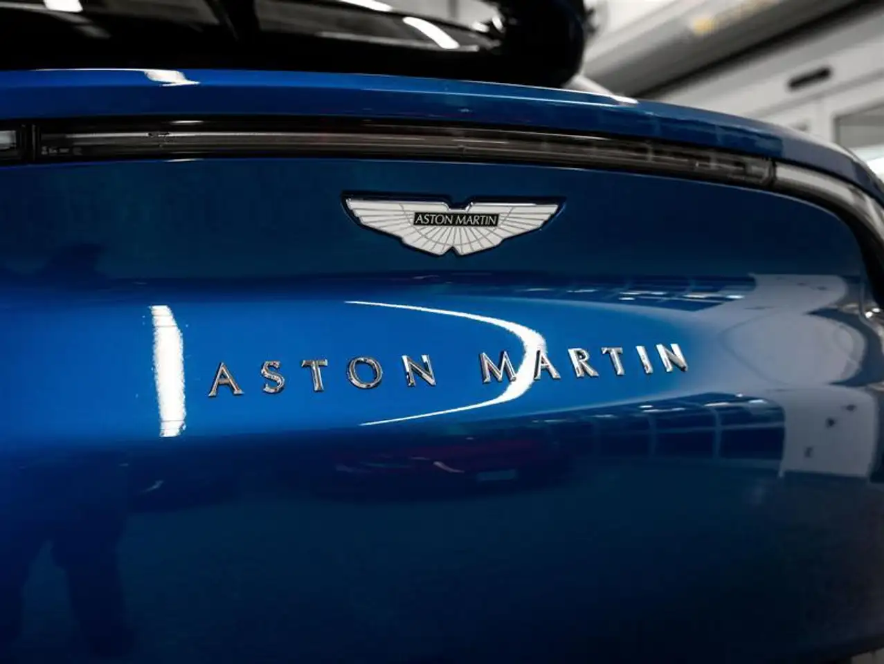 Aston Martin DBX photo Aston Martin DBX