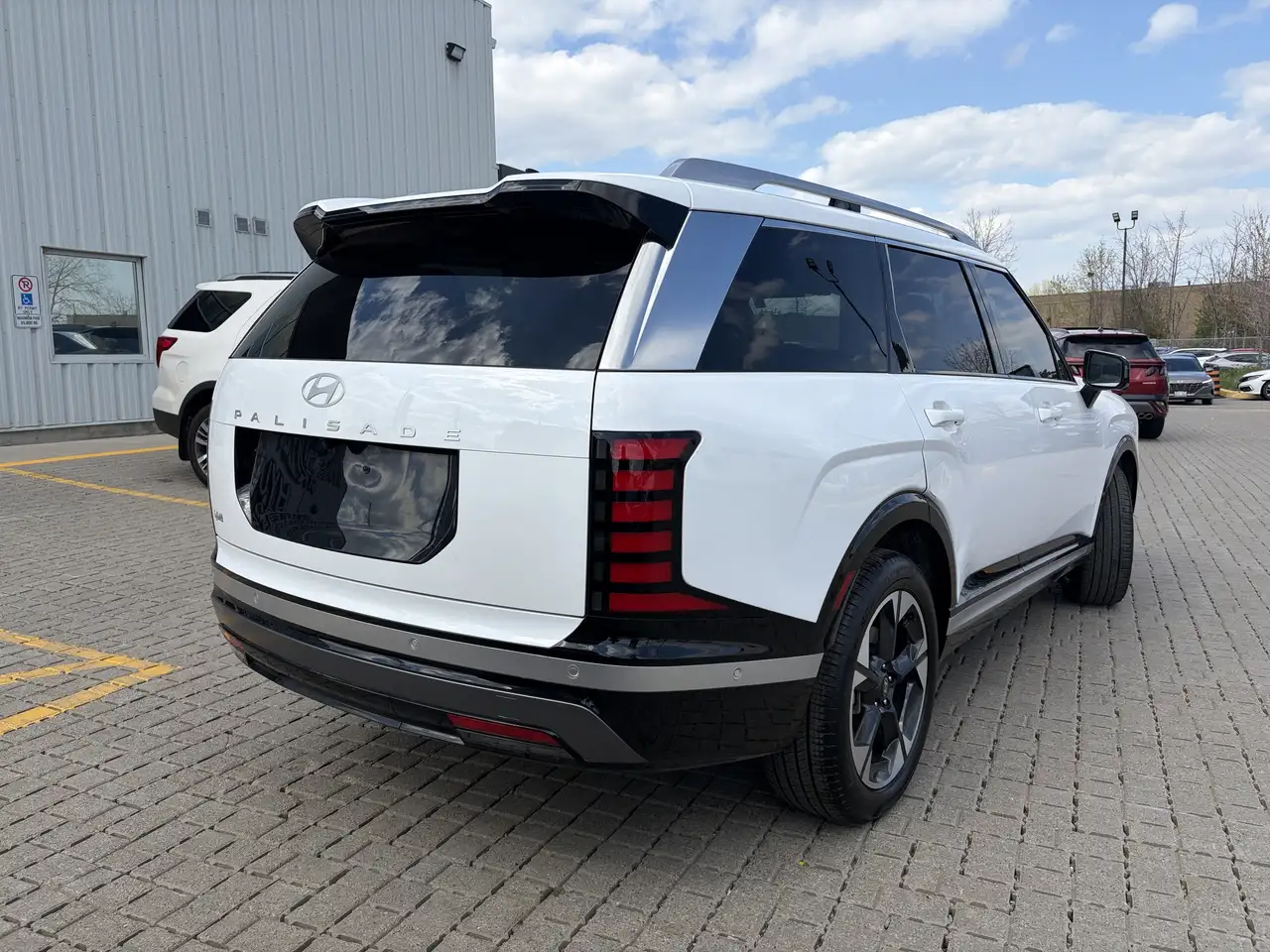 Hyundai PALISADE Hybrid снимка Hyundai PALISADE Hybrid
