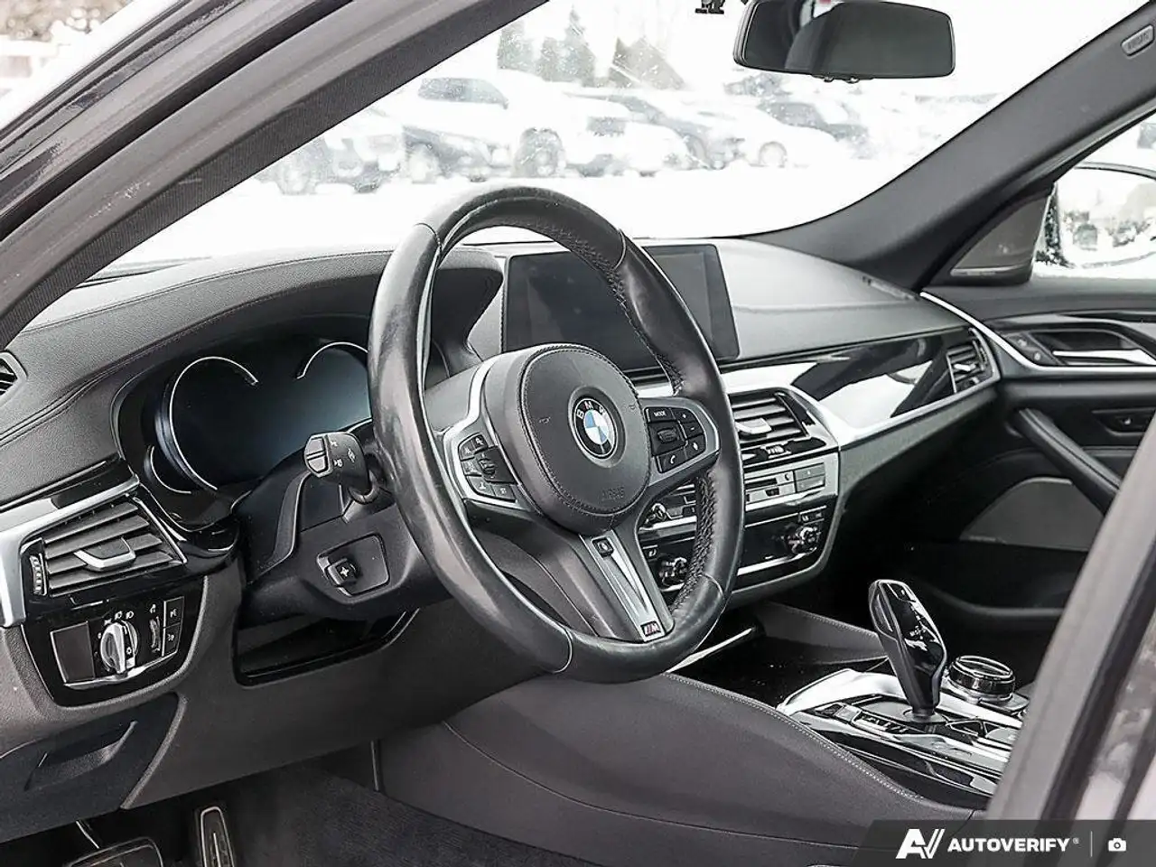 BMW 5 Series fotografie BMW 5 Series