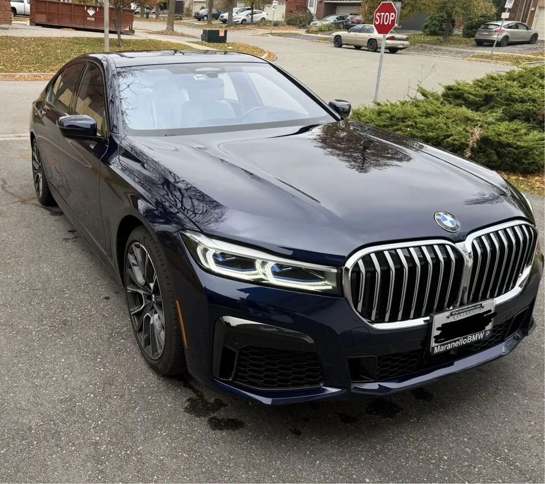 BMW 7 Series снимка BMW 7 Series