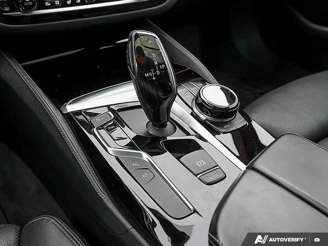 BMW 5 Series fotografie BMW 5 Series