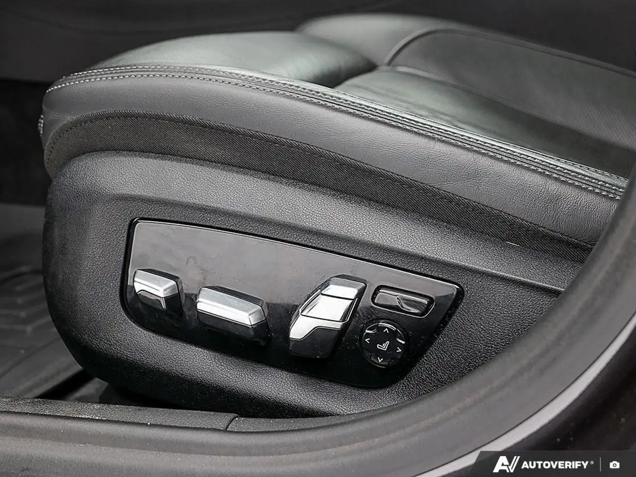 BMW 5 Series fotografie BMW 5 Series