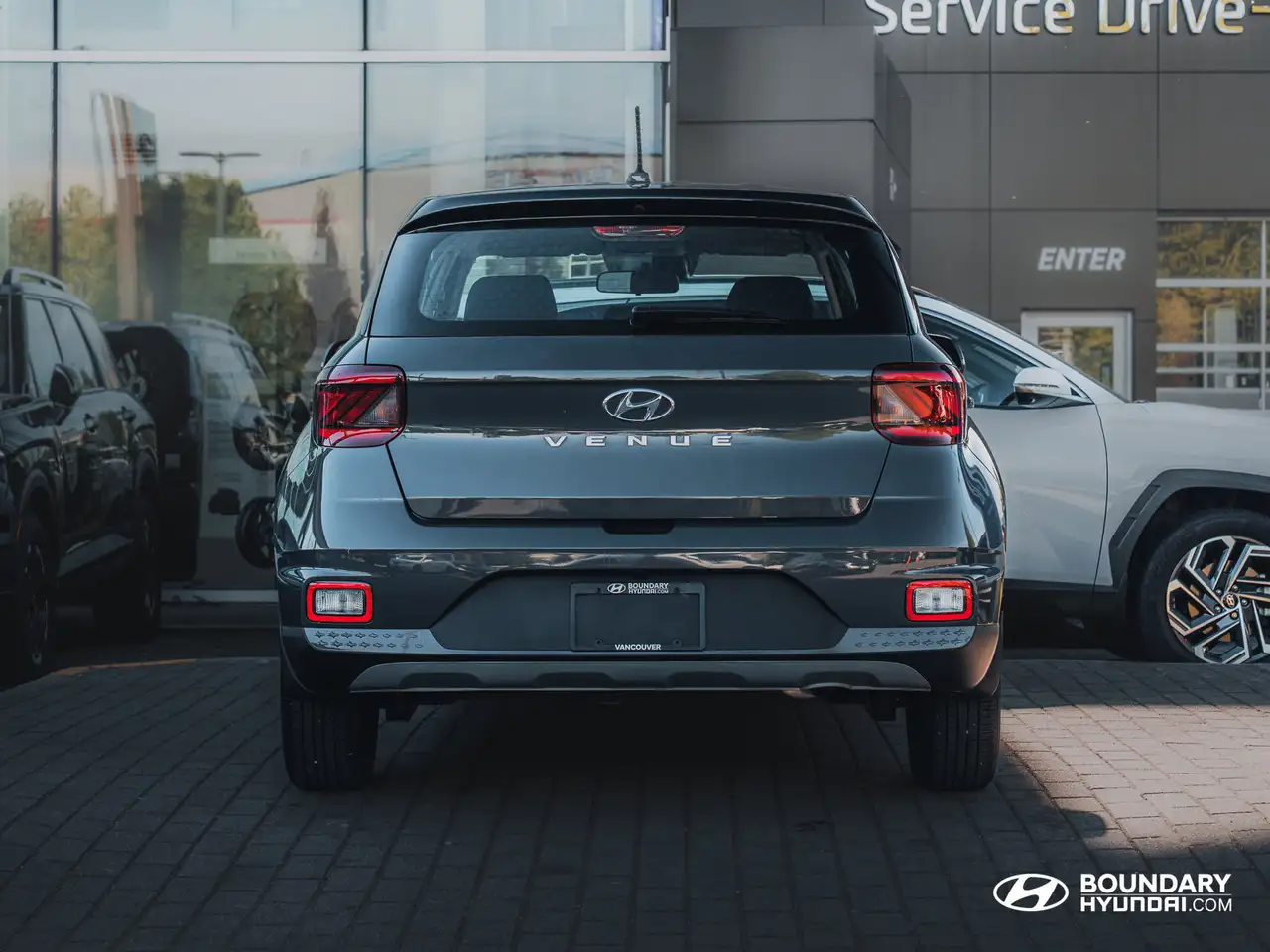Hyundai Venue снимка Hyundai Venue