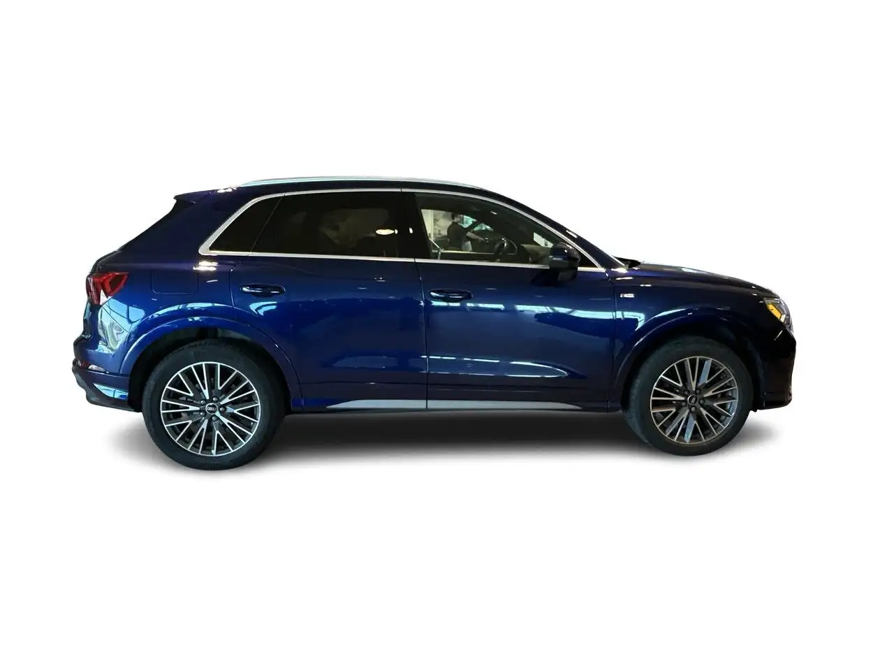 Audi Q3 photo Audi Q3