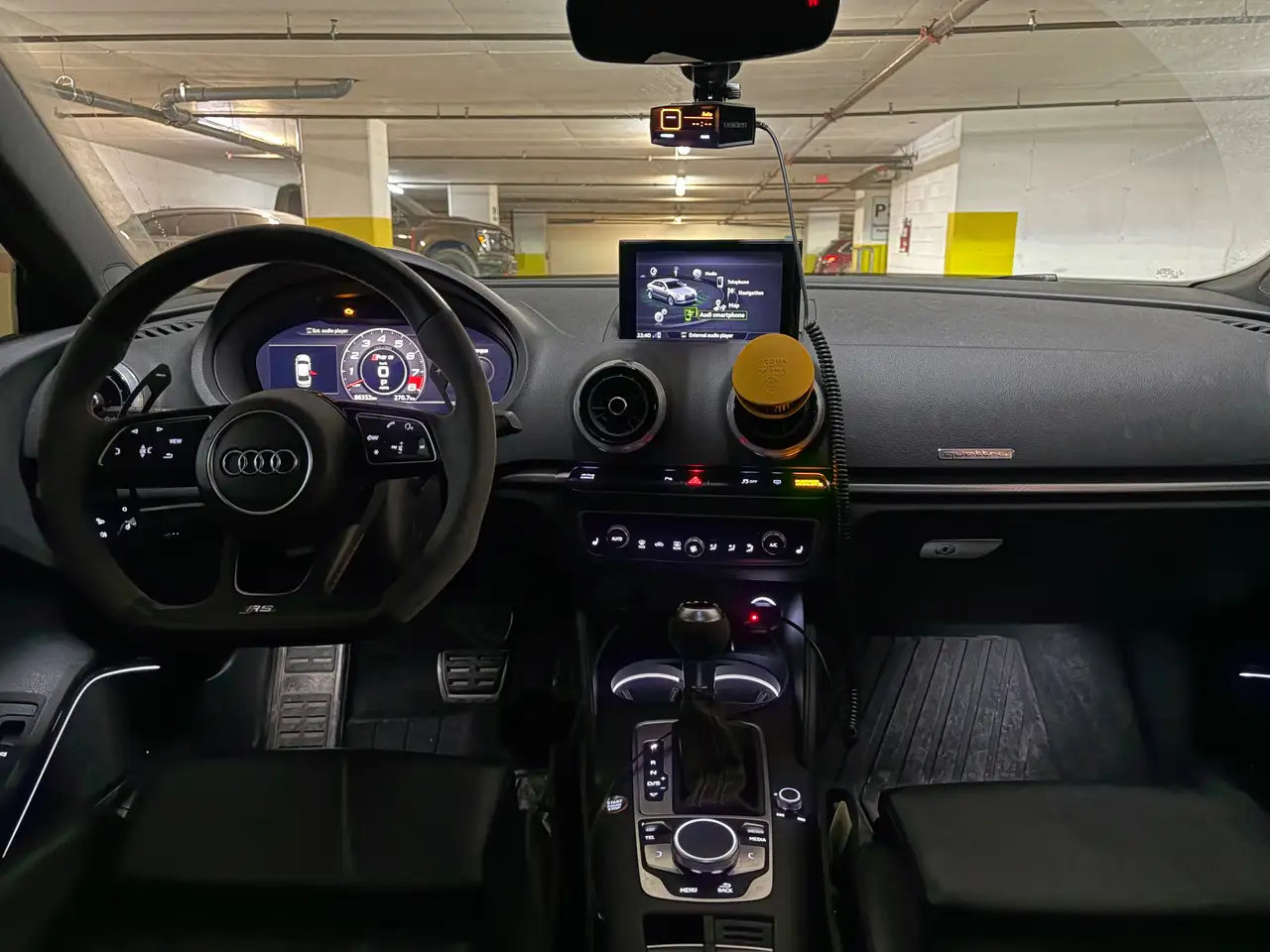 Audi RS3 снимка Audi RS3
