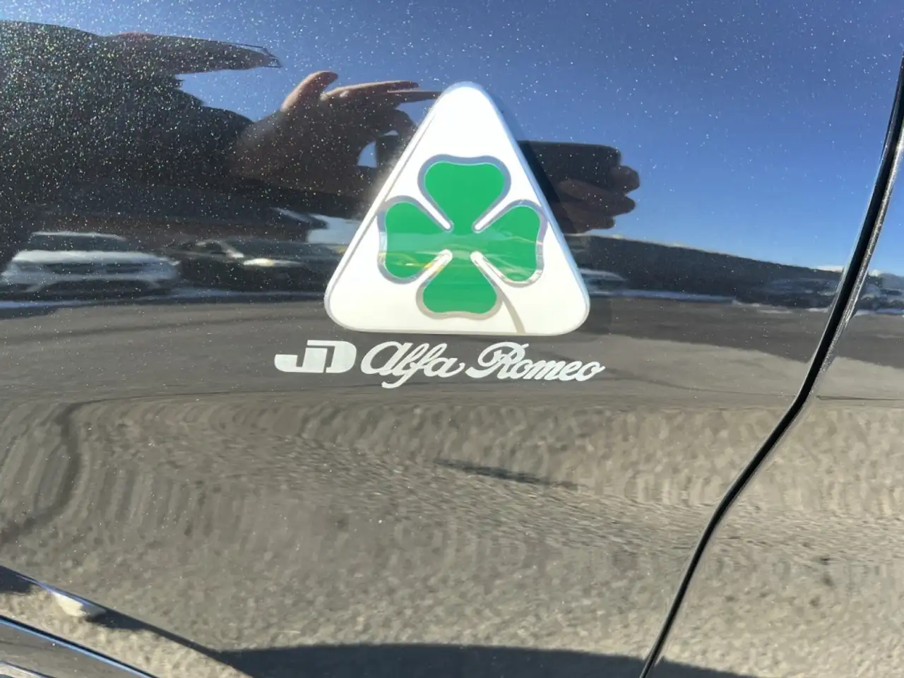 Alfa Romeo Stelvio снимка Alfa Romeo Stelvio